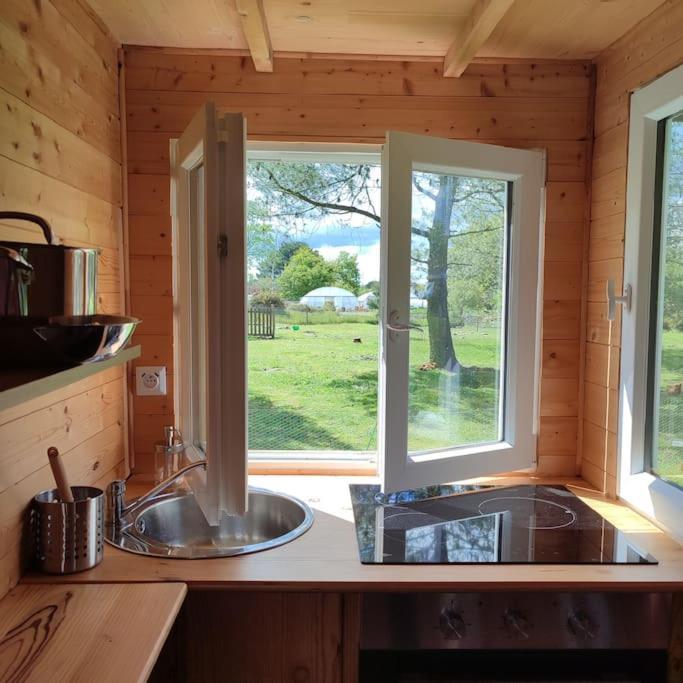 Nuit Insolite En Tiny House Questembert Exteriör bild